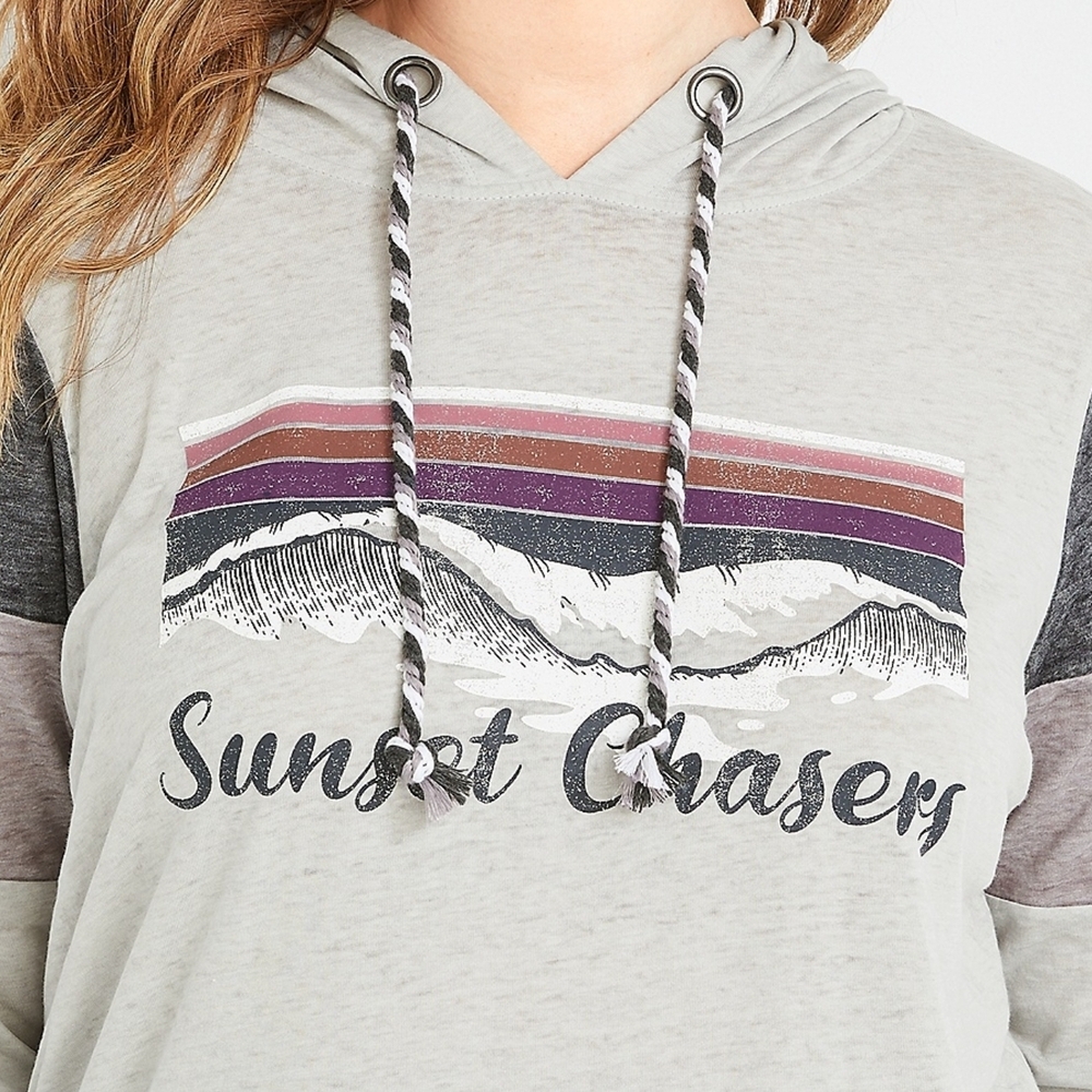 Sunset Chasers Graphic Hoodie - Light Gray